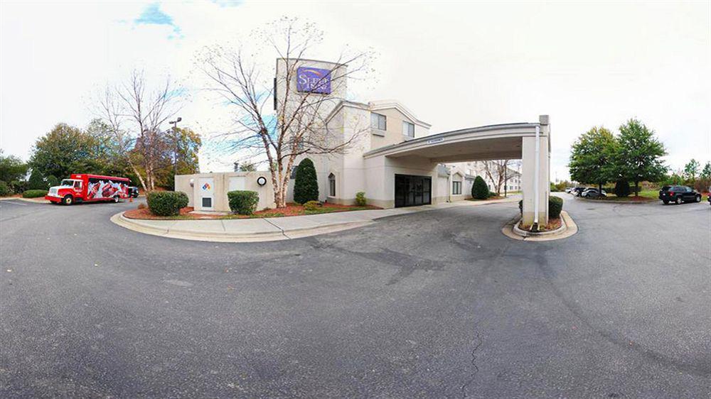 Quality Inn & Suites Raleigh North Exterior foto